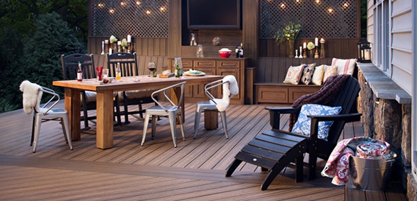 FIVE-OUTDOOR-TRENDS-SPRING-TREX-DECKING