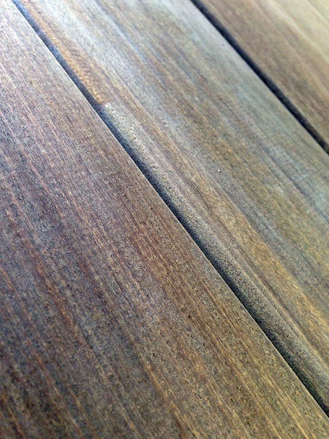 iron-woods-ipe-hardwood-decking-close-up