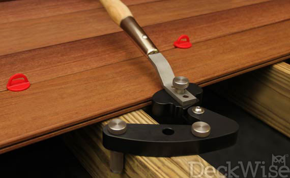 deckwise-hardwood-wrench3