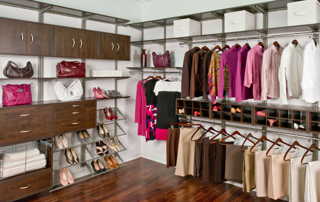 freedomrail_chocolate-pear_walk-in-closet