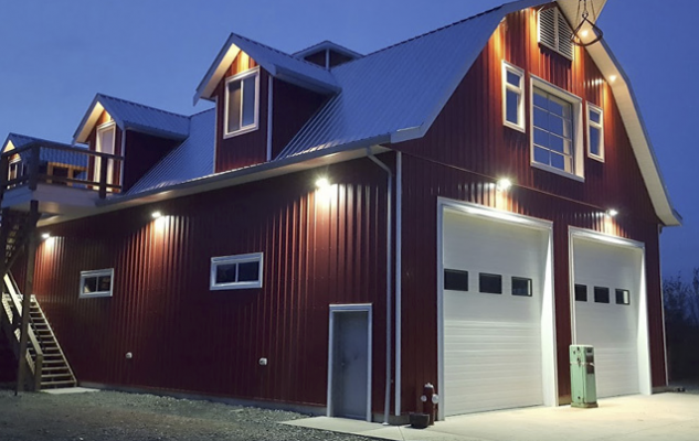 metal-siding-redbarn-nighttime