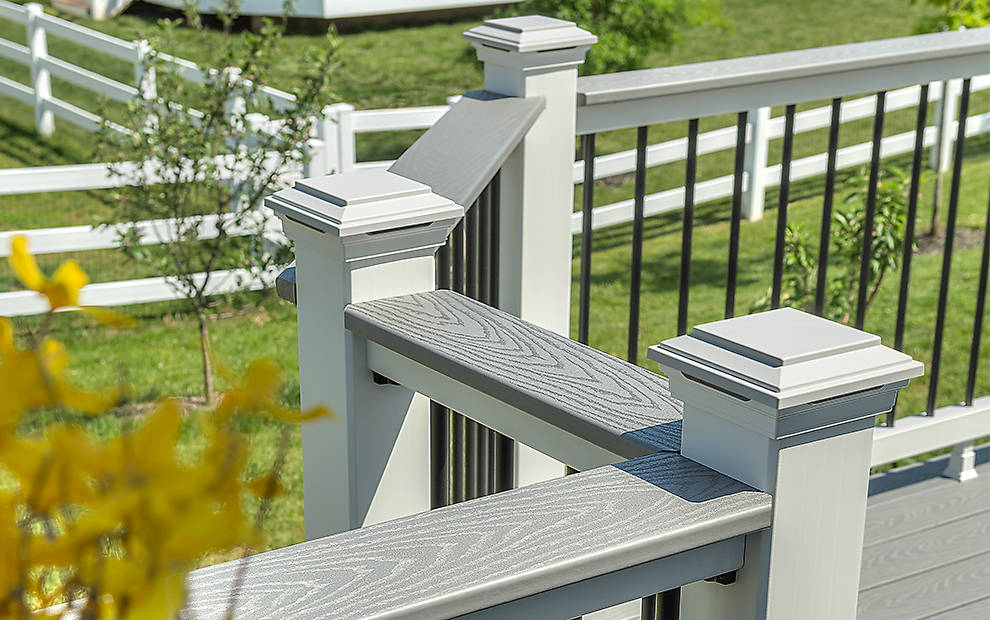 select-deck-railing-pebble-grey-cocktail-rail